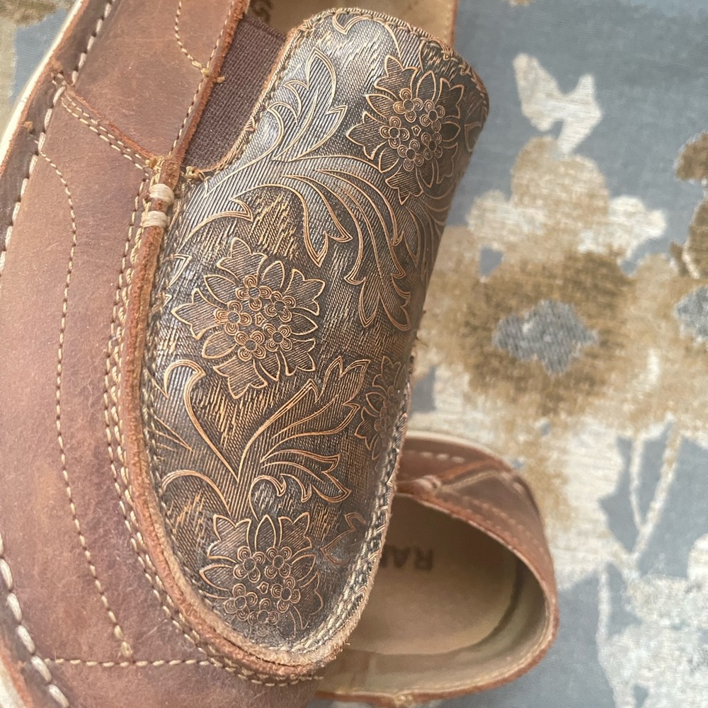 Excellent Condition. - image 1